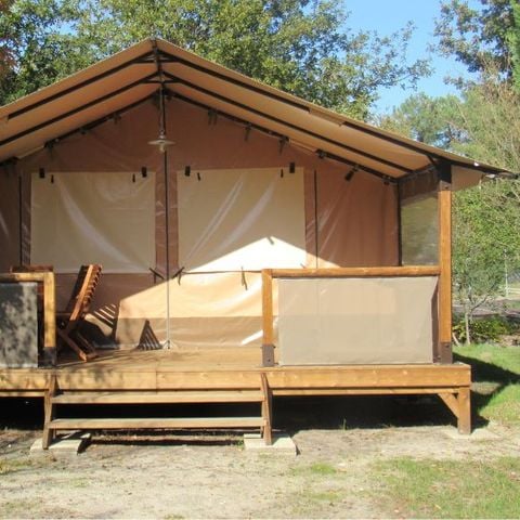 Glamping tent 5 persons - 2 bedrooms 30m² - without bathroom
