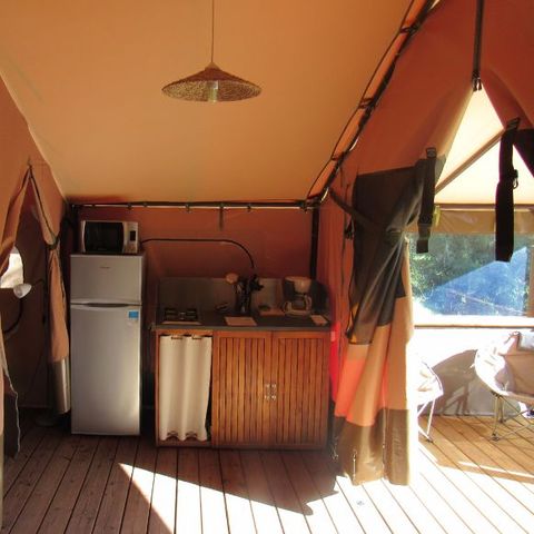 Glamping tent 5 persons - 2 bedrooms 30m² - without bathroom