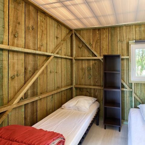 Alojamiento 4 personas - Cabaña de madera de 2 dormitorios 16m² - sin instalaciones sanitarias