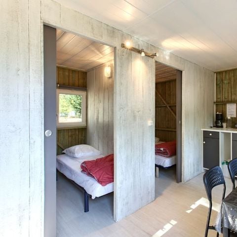 Alojamiento 4 personas - Cabaña de madera de 2 dormitorios 16m² - sin instalaciones sanitarias