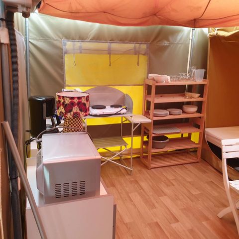 Tent 4 persons - Lodge Nature Standard tent 25m² (2 bedrooms) - without sanitary facilities + Terrace