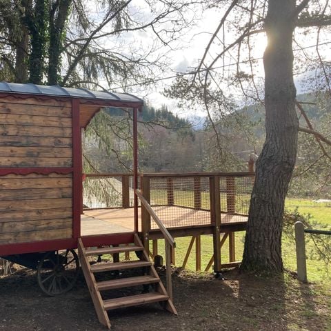 AUßERGEWÖHNLICHE UNTERKUNFT 4 Personen - La Roulotte - Ungewöhnlich 5* mit seiner Hütte 2/4 Pers.