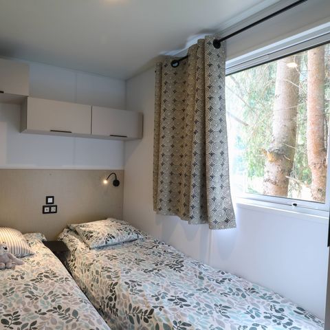 MOBILHEIM 7 Personen - COTTAGE LA TRIBU Modell 2023, 7 Schlafplätze 3 Schlafzimmer, 1 Badezimmer, 1 WC, Geschirrspülmaschine