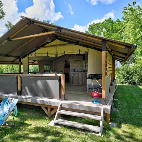 CANVAS AND WOOD TENT 6 people - Lodge Kenya Vintage Confort 46m² - 2 bedrooms + covered terrace 4/5 pers