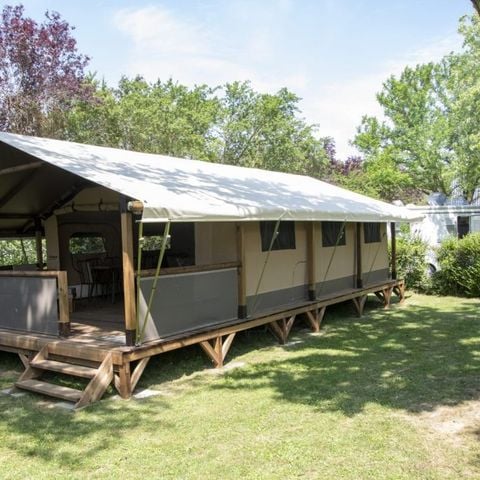 TENTE TOILE ET BOIS 6 personnes - Lodge Kenya Vintage Confort 46m² - 2 chambres + terrasse couverte 4/5 pers