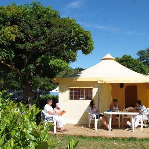 Bungalow in tela 6 persone - Tenda attrezzata 20m² 2 camere (senza servizi igienici) 5 persone