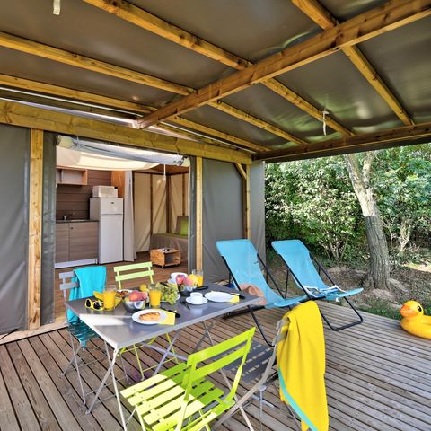 Safaritent 4 personen - Lodge Maori Confort 17m² (2 kamers) - zonder badkamer + overdekt terras 2/4 pers