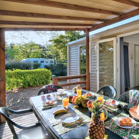 Stacaravan 6 personen - Stacaravan Premium 29m² (2 kamers) + overdekt terras + Afwasmachine + TV + Airconditioning 4/6 pers