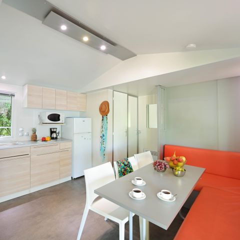 Stacaravan 6 personen -  Stacaravan Confort 31m² (3 kamers) + overdekt terras + TV 6 pers