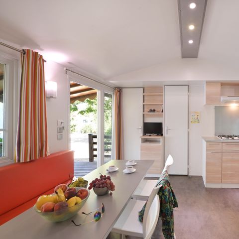 Stacaravan 6 personen -  Stacaravan Confort 31m² (3 kamers) + overdekt terras + TV 6 pers