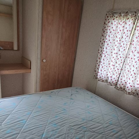 Mobile home 4 persons - 2 bedrooms - No bathroom or WC