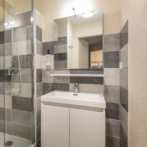 Piso 8 personas - 4 habitaciones 8 personas