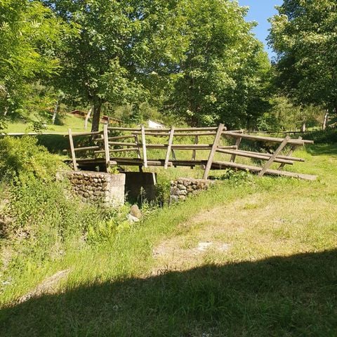 STAANPLAATS - Wandel- of fietsarrangement met tent