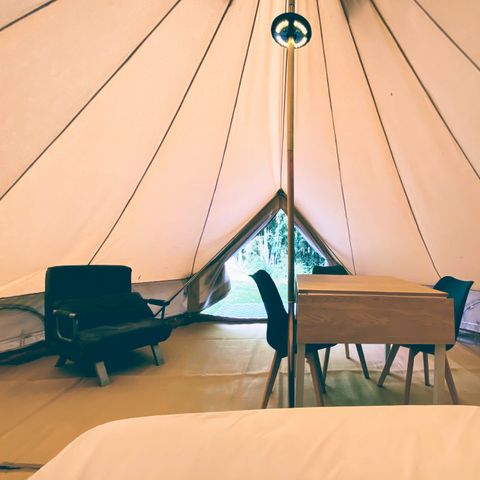 Tente en toile et en bois 4 personnes - Lodge toilé dans les bambous