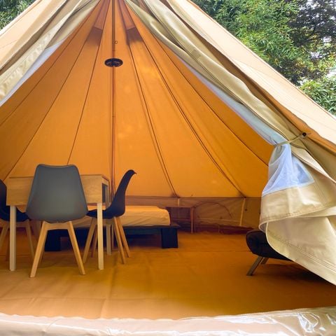 Tente en toile et en bois 4 personnes - Lodge toilé dans les bambous