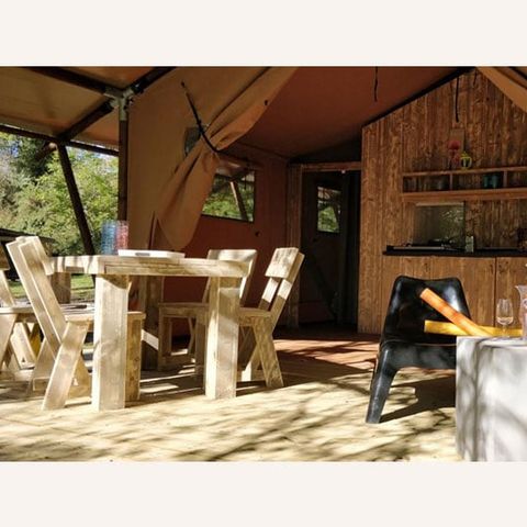 Tent van canvas en hout 4 personen - LUXE LODGE AAN DE RIVIER