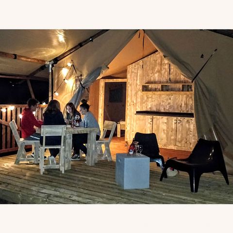 Wohnzelt auz holz 4 personen - LUXUS-LODGE AM FLUSSUFER