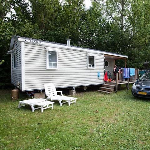 Mobile home 4 persons - Le Châtaignier 29m² (2 bedrooms) + integrated terrace + TV, free WIFI*.