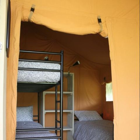 TIENDA DE LONA Y MADERA 5 personas - Lodge Safari 35 m² - 2 dormitorios - 10 m² terraza cubierta