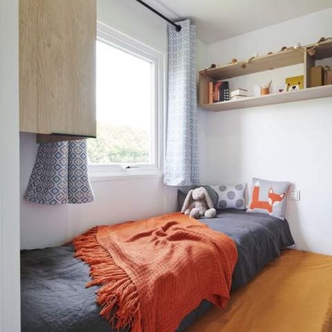 Mobilheim 4 Personen - L'ACACIA (2 Zimmer)letzte Generation (2023) -integrierte Terrasse - TV