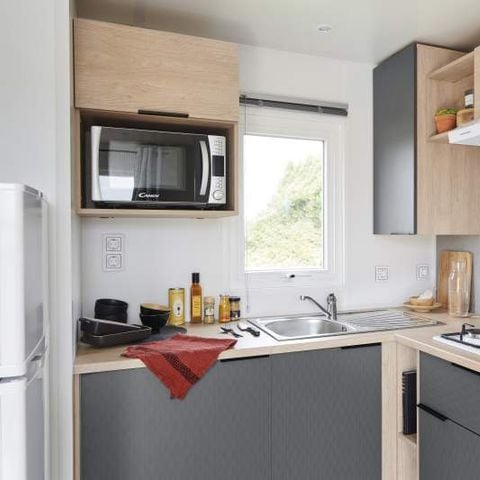 BUNGALOW 4 personnes - L'ACACIA (2 chambres)dernière génération (2023) -terrasse intégrée - TV