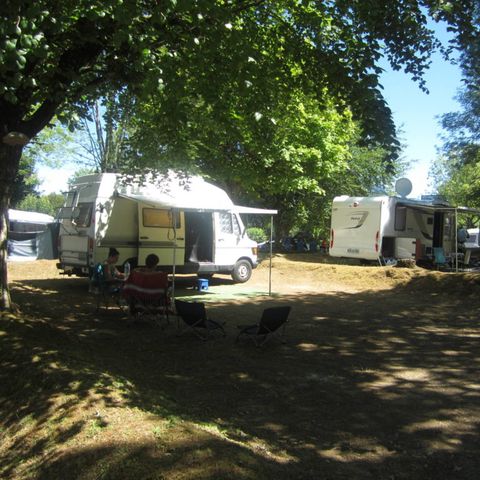 Kampeerplaats - Wandelpakket (1 persoon, 1 tent, geen elektriciteit)