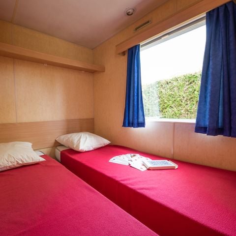 BUNGALOW 5 personnes - Mobil home 2 chambres (+10 ans)