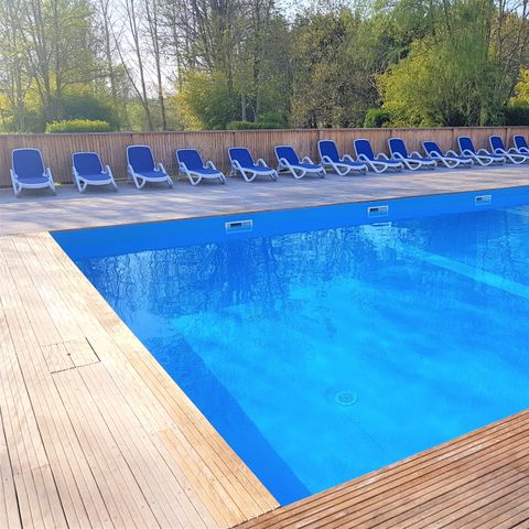 Stellplatz - NATURE ohne Strom / Zelt, Wohnwagen oder Wohnmobil - 100 bis 200m² (OHNE STROM)