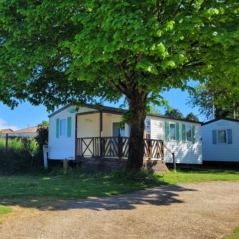 EMPLACEMENT - Forfait Nature (1 tente, caravane ou camping-car / 1 voiture)