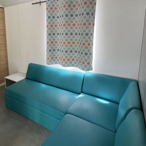 BUNGALOW 6 personnes - Comfort XL | 3 Ch. | 6 Pers. | Terrasse surélevée non couverte | 2 SDB | TV
