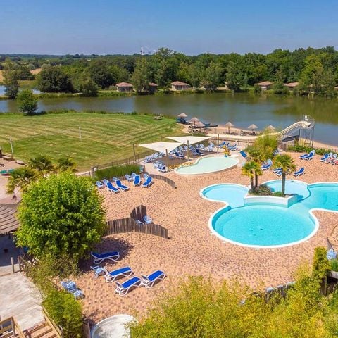 MOBILE HOME 6 people - Mobile-home | Comfort XL | 3 Bedrooms | 6 Pers. | Uncovered raised terrace | 2 bathrooms | TV