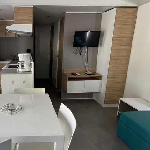 Mobile home 6 persons - Mobile-home | Comfort XL | 3 Bedrooms | 6 Pers. | Uncovered raised terrace | 2 bathrooms | TV