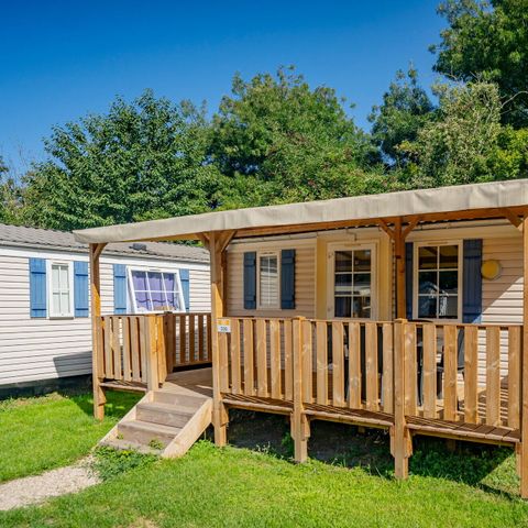 Stacaravan 6 personen - Klassiek | 3 slaapkamers | 6 pers | Verhoogd terras | 2 badkamers | TV