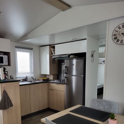 MOBILHOME 8 personnes - Confort 24-34m² - 3 chambres - terrasse couverte + TV*