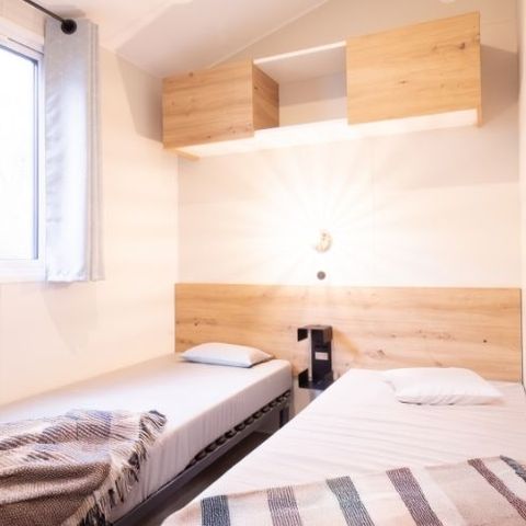 Mobilheim 8 Personen - Mobile-Home ROSEE**** 8 Personen