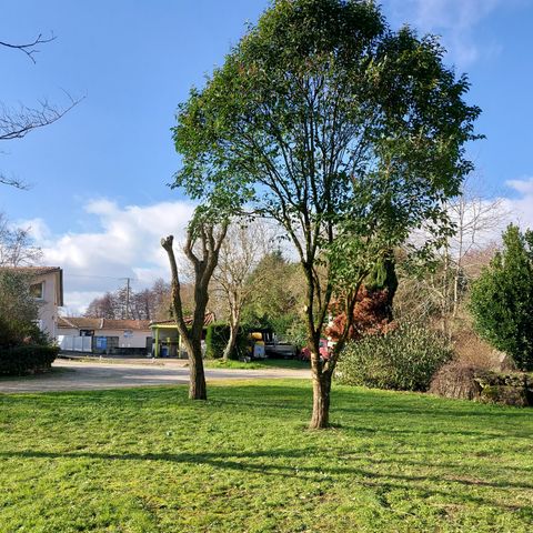 PIAZZOLA - Piazzola nuda con 1 veicolo + 1 attrezzatura