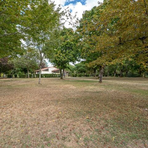 PLOT - Large Comfort pitch 120m² package