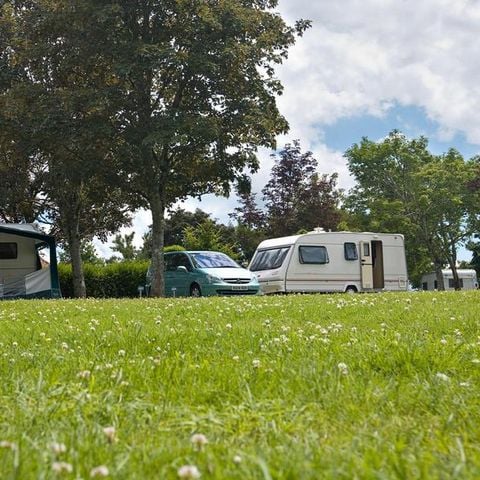 PLOT - Large Comfort pitch 180m² package