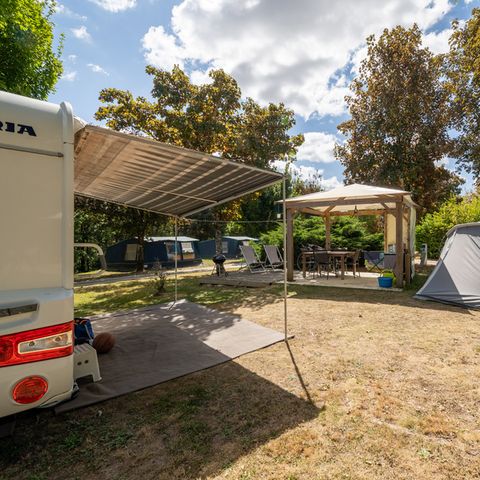 Stellplatz - Pauschale Stellplatz Privilège 150m²