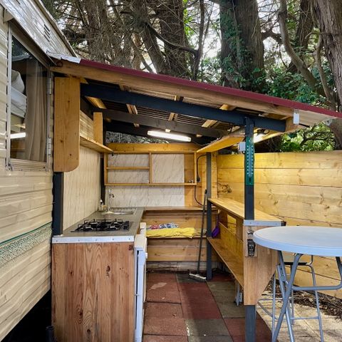 MOBILE HOME 8 people - atypical (JF 02) - 4 bedrooms - 2 bathrooms - Fitted summer kitchen