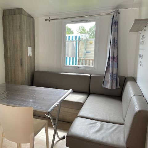 Stacaravan 6 personen - (JF 402) - 3 slaapkamers - Airconditioning