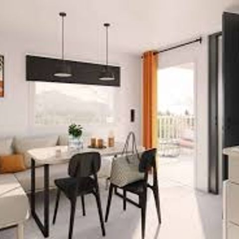 Mobilheim 5 personen - LOGGIA 5 Pers. 27.5m2,überdachte Terrasse, Klimaanlage