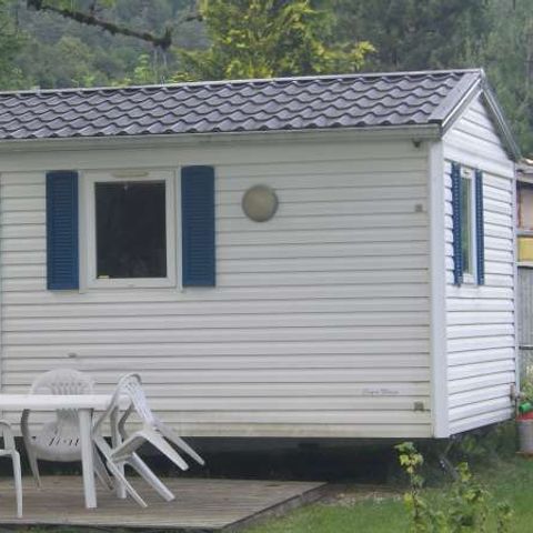 BUNGALOW 4 people - without sanitary facilities