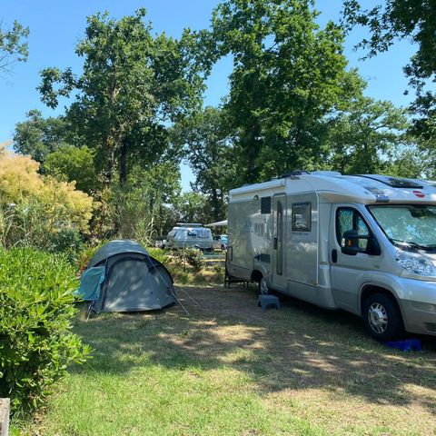 Stellplatz - Privilege (100 bis 150m2)