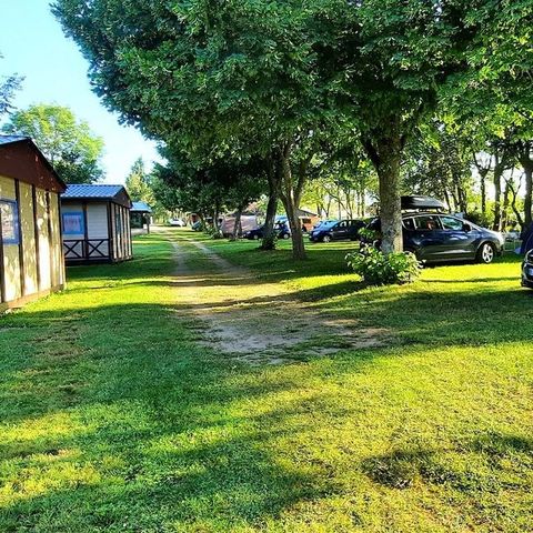 STAANPLAATS - Pakket 1 caravan of 1 camper L Inf 6m