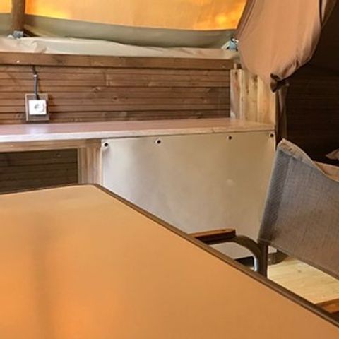 TIENDA DE LONA Y MADERA 2 personas - (sin instalaciones sanitarias)