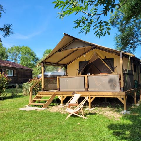 Canvas and wooden tent 5 persons - 4 person Ecolodge tent