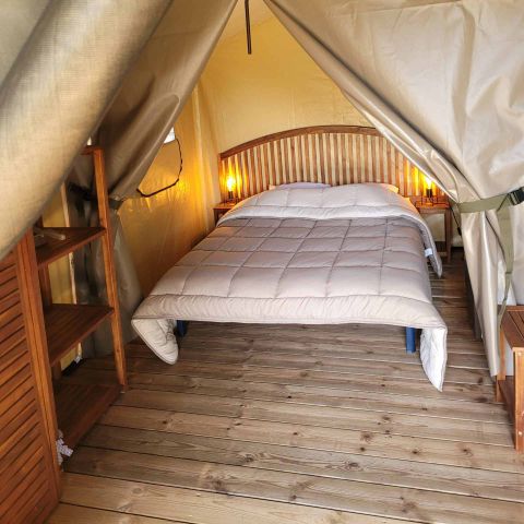 Canvas and wooden tent 5 persons - 4 person Ecolodge tent