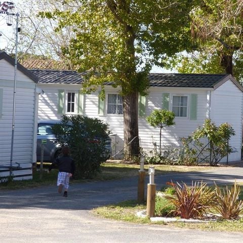 BUNGALOW 6 personnes - Mobilhome Confort 4/6 personnes - 2 chambres - Terrasse