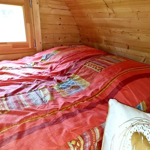 Tente en toile et en bois 2 personnes - Tonneau 2 personnes